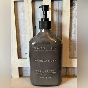 Sand + Fog VANILLA MUSK Body Lotion Nourishing 10.1oz New Pump Glass Bottle